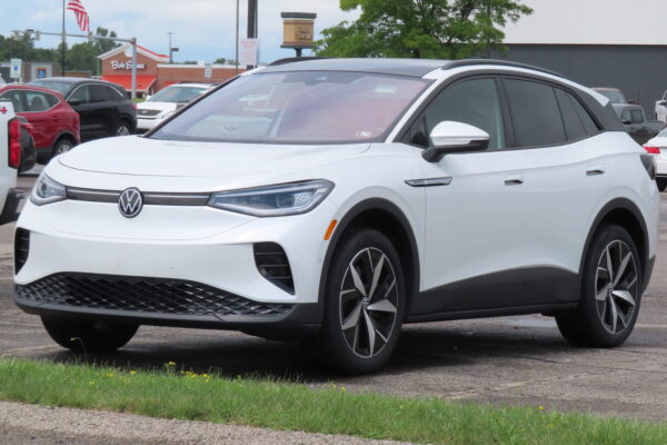2023 Volkswagen ID.4 electric SUV, front left view